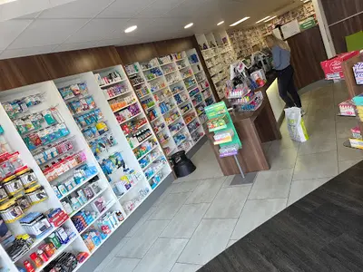 Davidsons Chemists - Auchterarder (54)