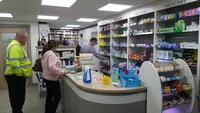 R d'Hill Chemist