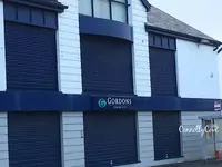 Gordons Chemists, Castlereagh Road