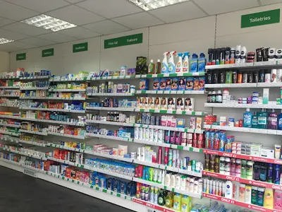 Crest Pharmacy - Holbrooks