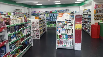 Fferyllfa H l'Taylor Pharmacy (fferyllwyr Llyn Cyf)