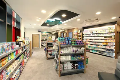 Lincoln Pharmacy - Travel Clinic & Weight Loss Clinic