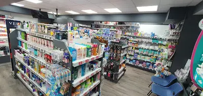 Fferyllfa R J Jones Pharmacy (fferyllwyr Llyn Cyf)
