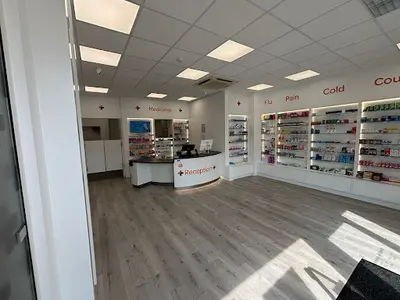 Pharmacy+health - Warrengate